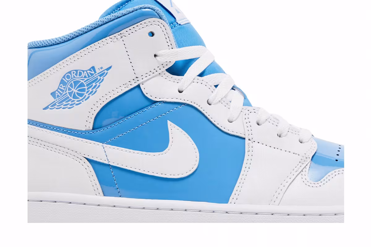 Air Jordan 1 Mid Legend Blue, view 3