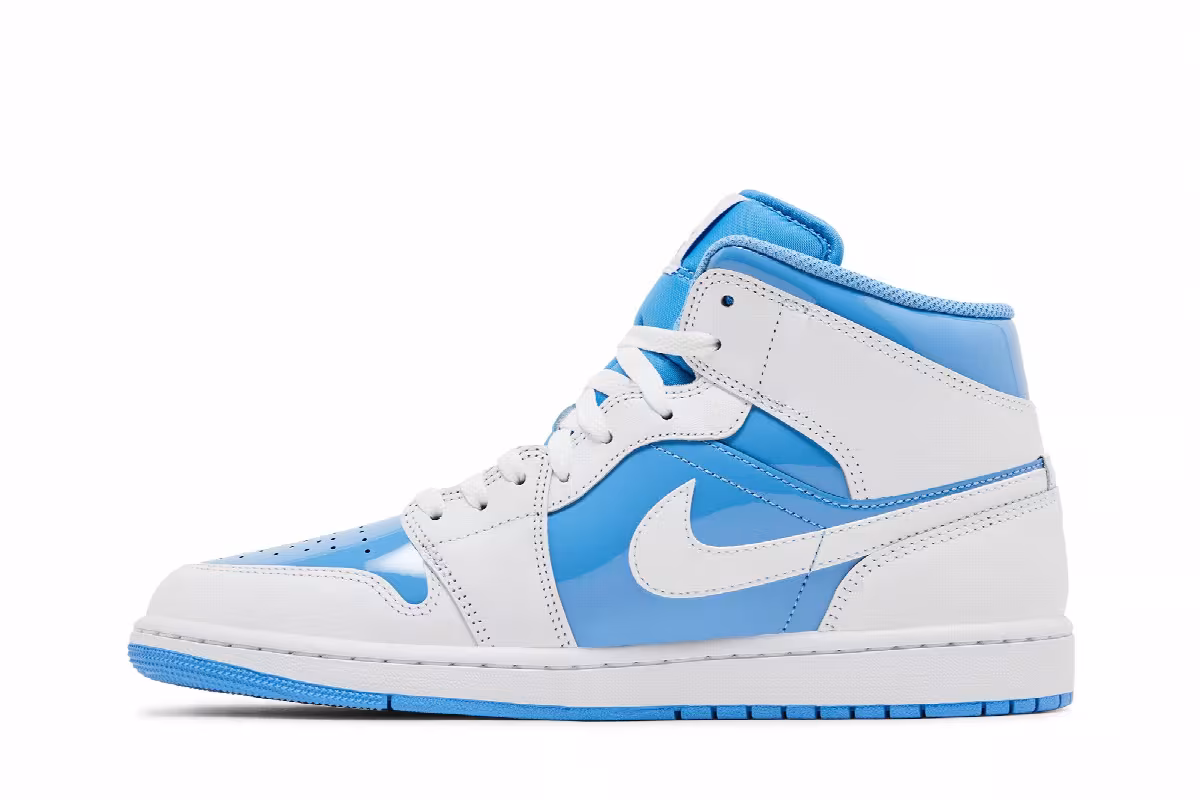 Air Jordan 1 Mid Legend Blue, view 4