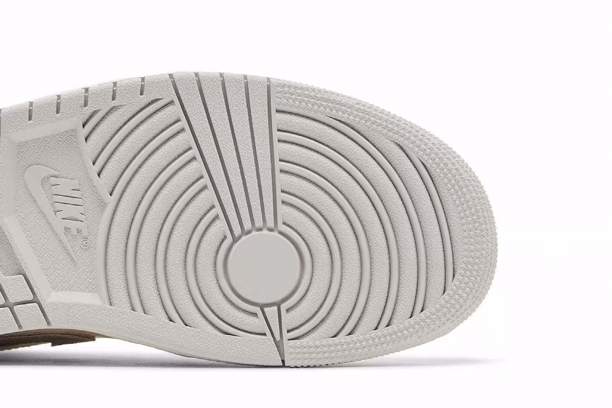 Air Jordan 1 Mid SE Neutral Grey Sail, view 6