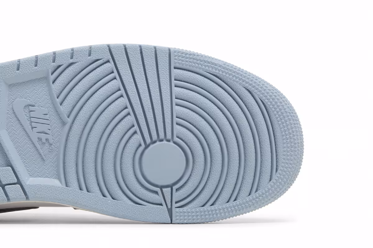 Air Jordan 1 Low SE Industrial Blue, view 6