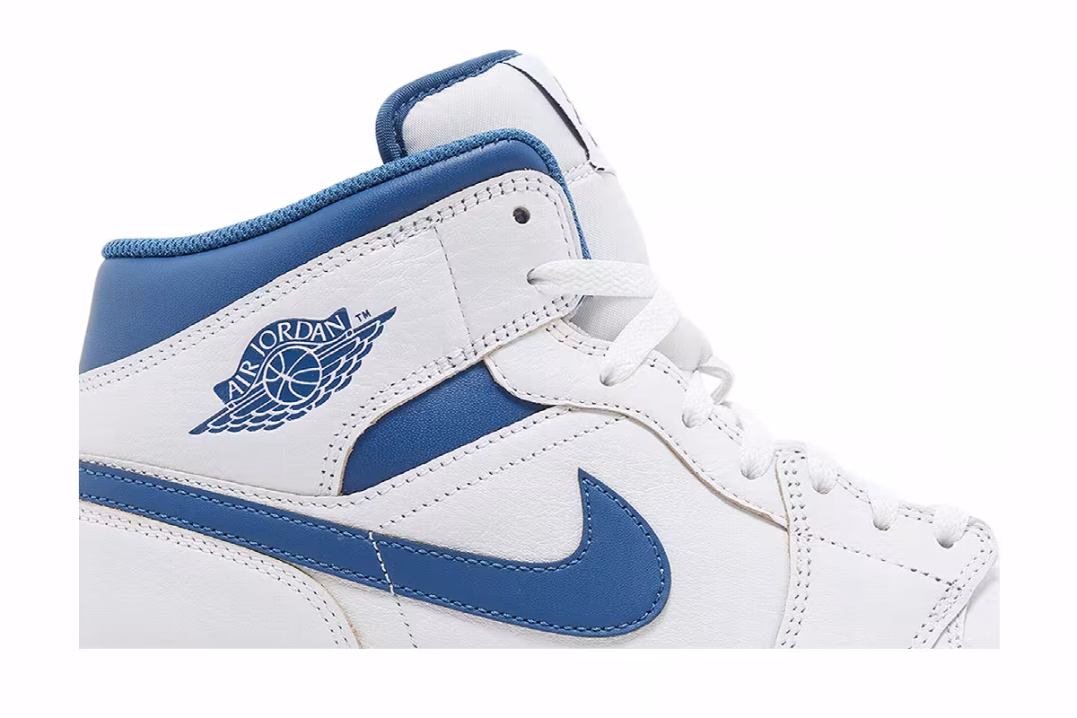 Air Jordan 1 Mid Industrial Blue, view 3
