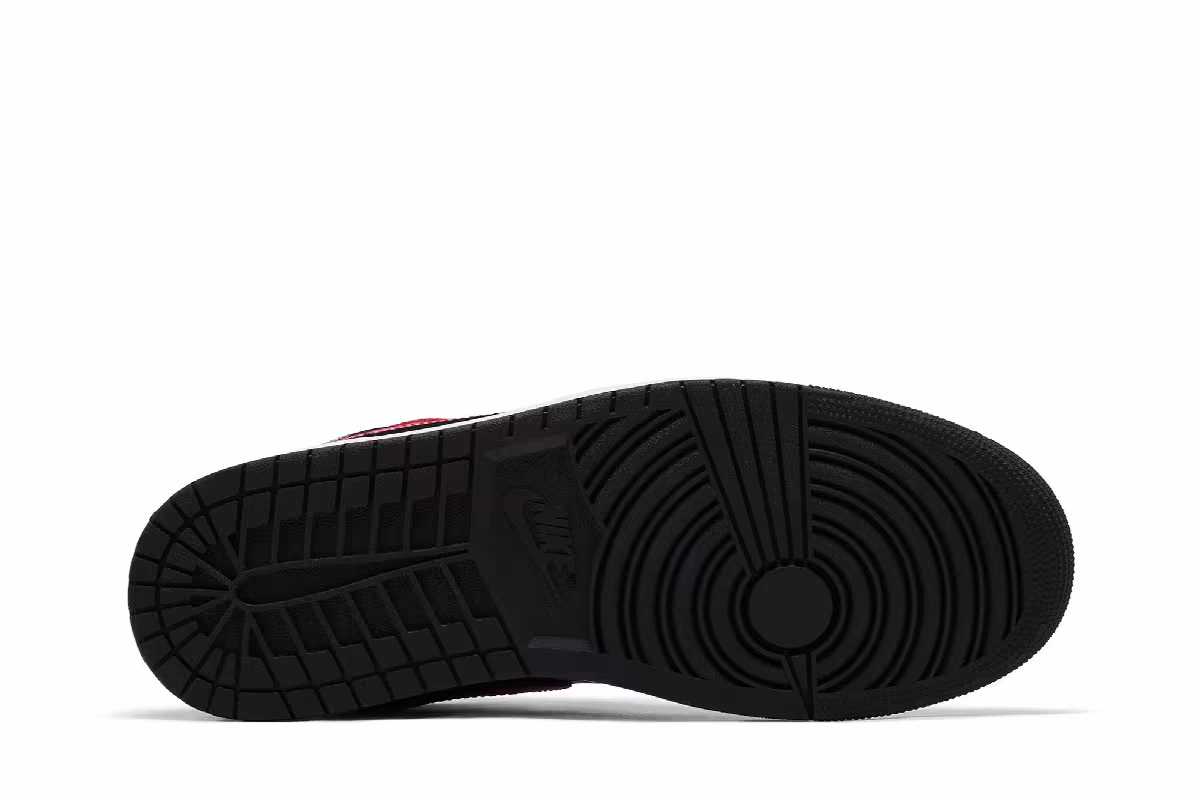 Air Jordan 1 Mid Bred Twist, view 5