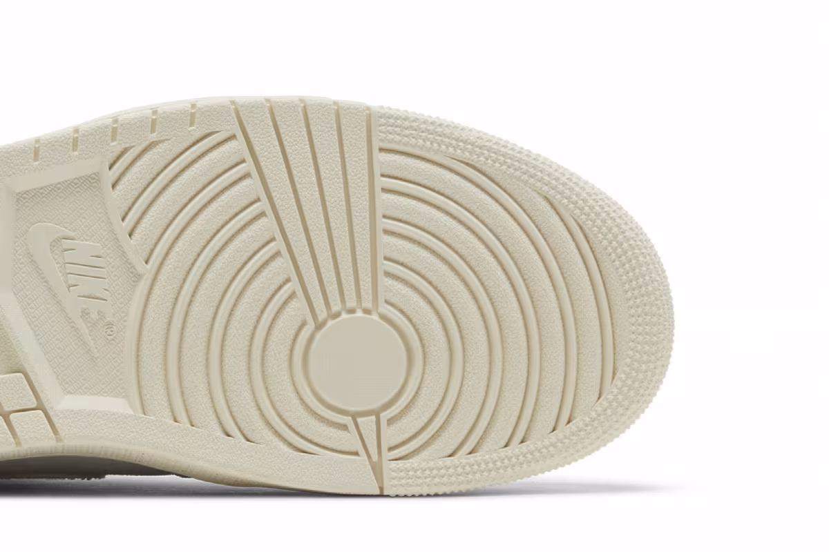 Air Jordan 1 High OG Craft Ivory, view 6