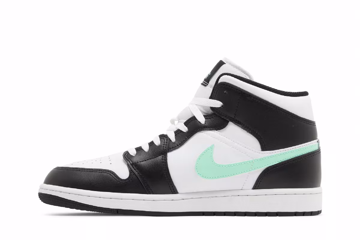 Air Jordan 1 Mid Green Glow, view 4