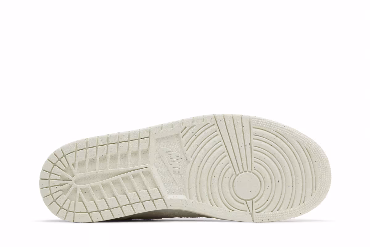Air Jordan 1 Mid SE Craft Pale Ivory, view 5