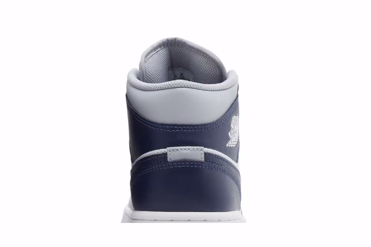 Air Jordan 1 Mid Wolf Grey Midnight Navy, view 8