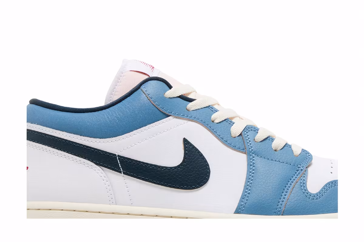 Air Jordan 1 Low SE Motion Pack, view 3