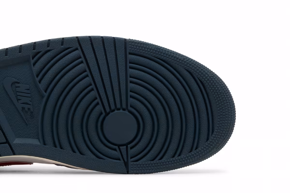 Air Jordan 1 Low SE Motion Pack, view 6