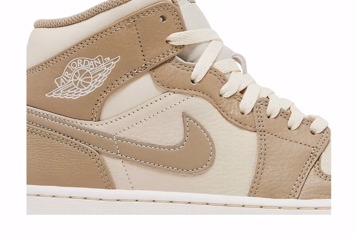 Air Jordan 1 Mid Legend Brown, view 3