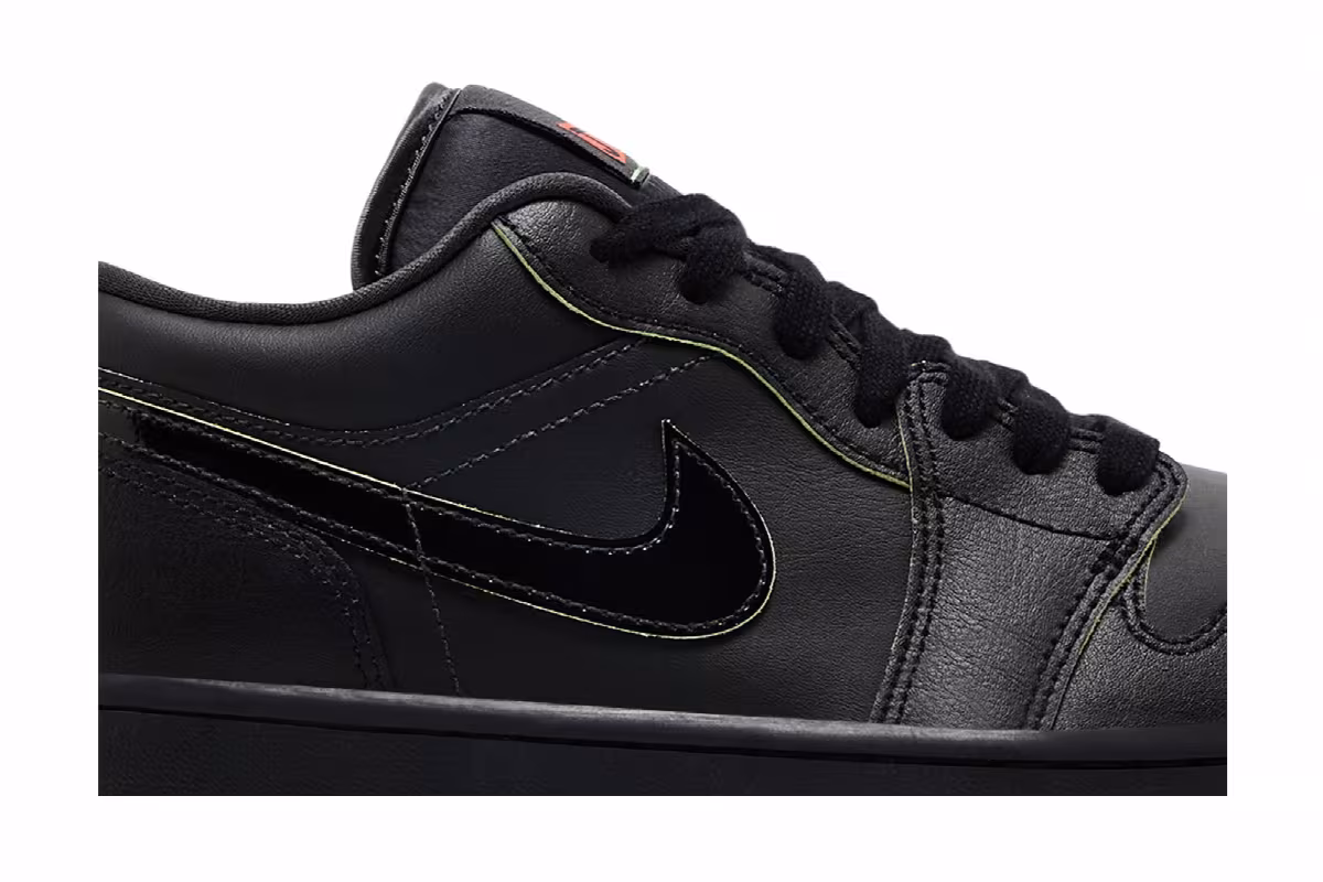 Air Jordan 1 Low SE Black Cat Mascot, view 3
