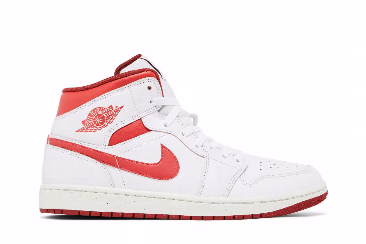 Air Jordan 1 Mid SE White Dune Red, view 2