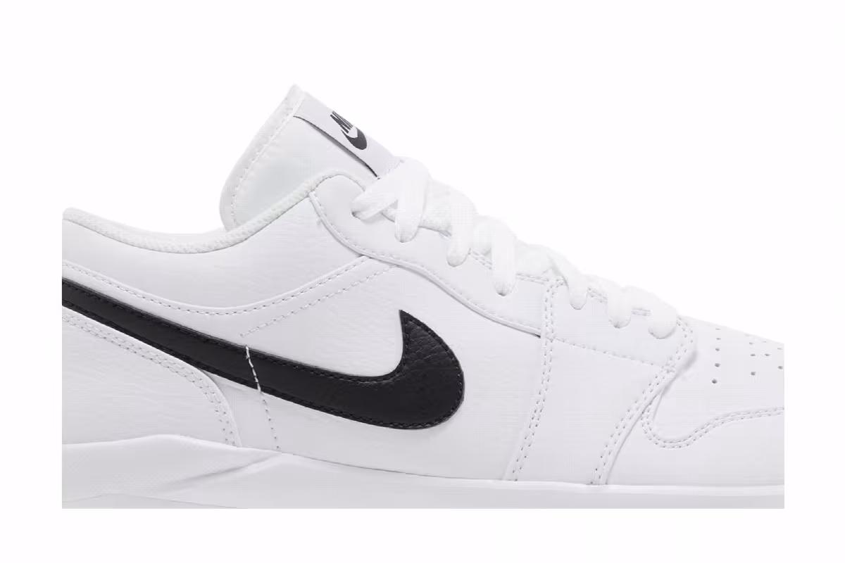 Air Jordan 1 MCS Low White Black, view 3