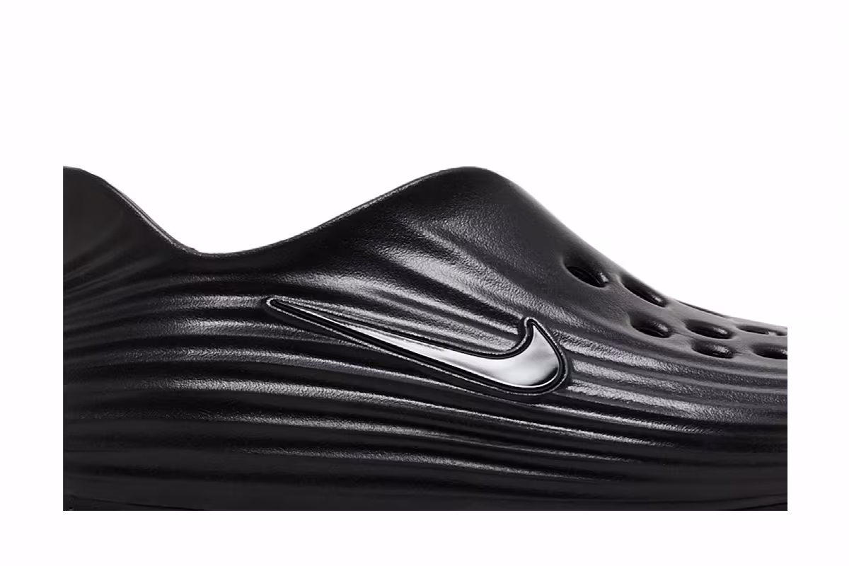Nike ReactX Rejuven8 Triple Black, view 3