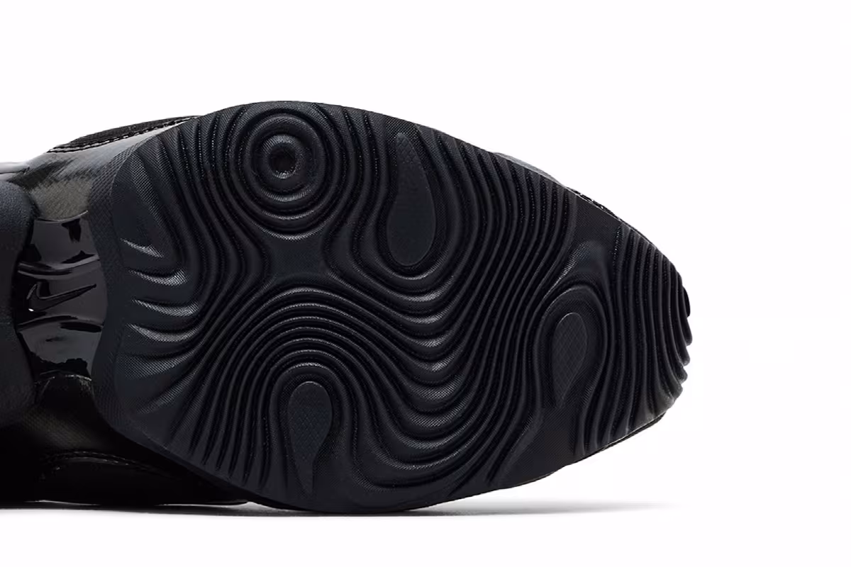 Nike Women's Air Max Muse Triple Black, view 6