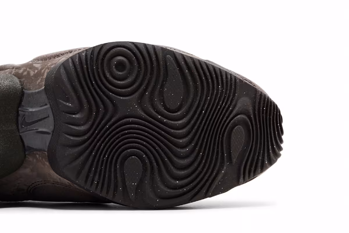 Nike Women's Air Max Muse Cave Stone, view 6