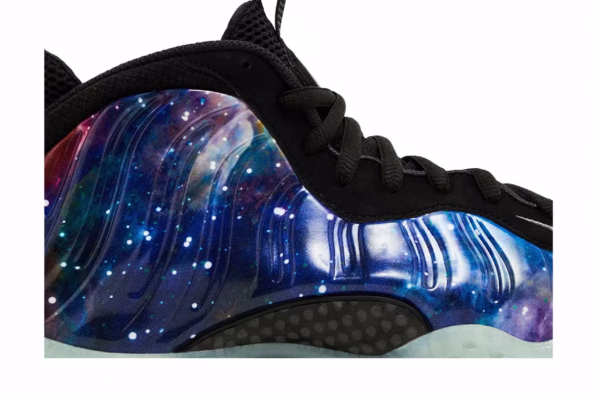 Nike Air Foamposite One Galaxy 2025, view 3