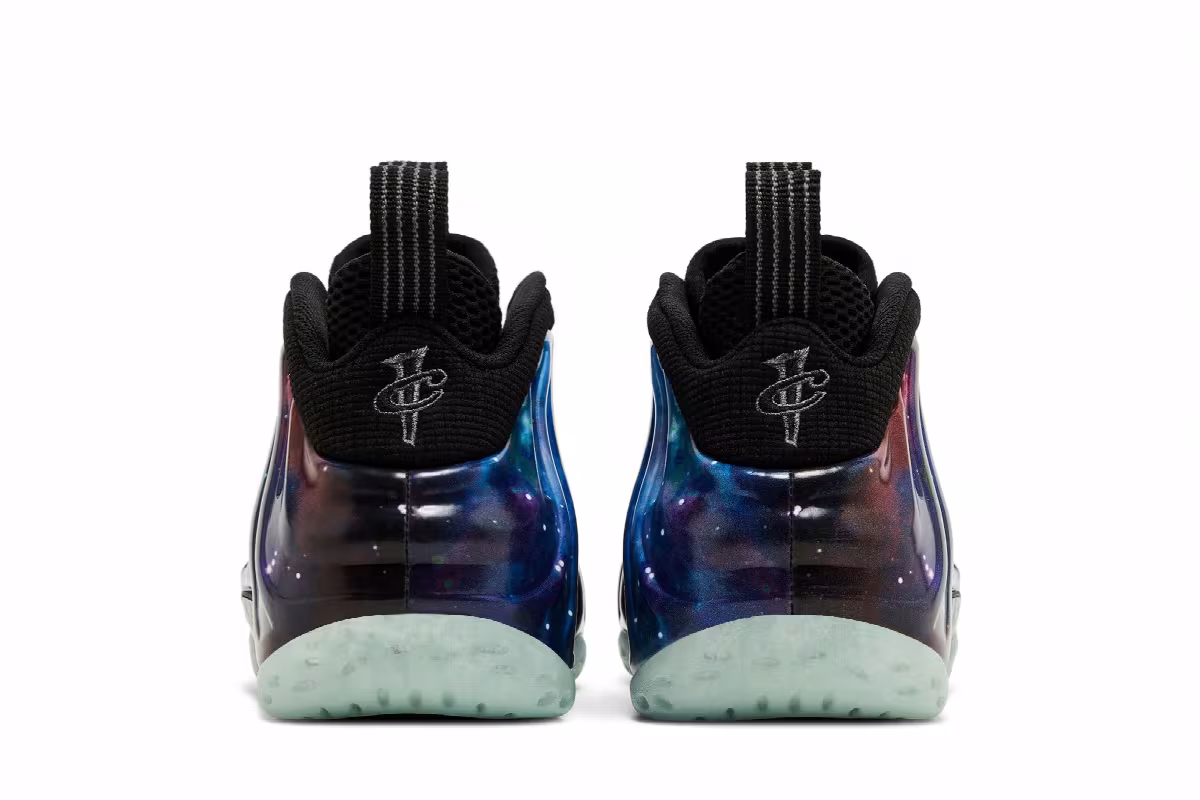 Nike Air Foamposite One Galaxy 2025, view 7