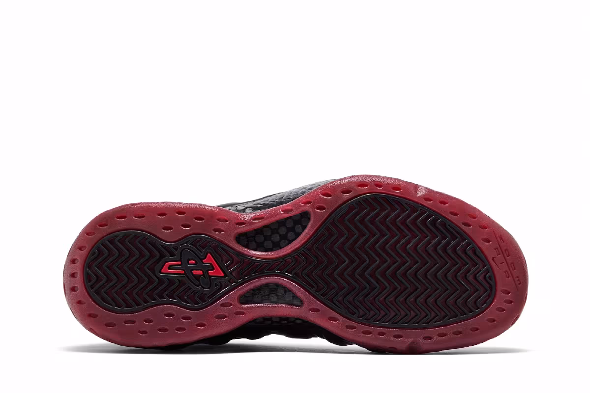 Nike Air Foamposite One Cough Drop 2025, view 5