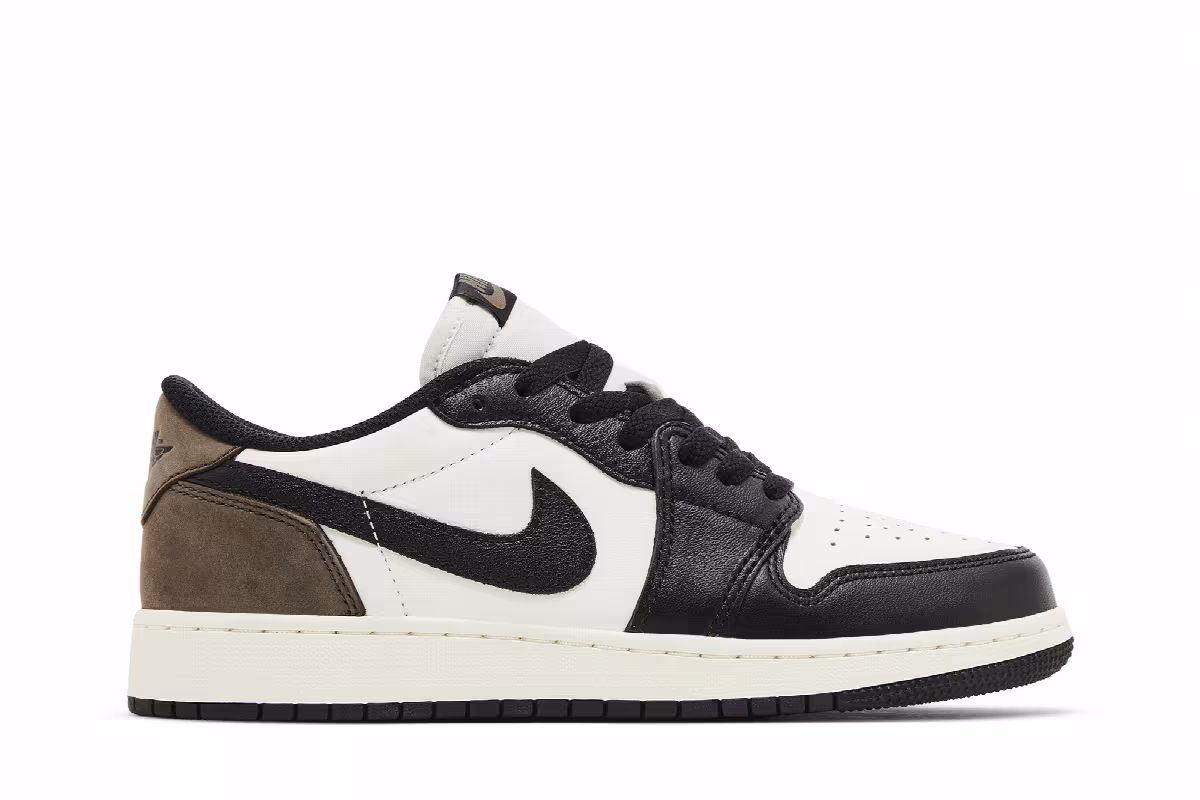 Air Jordan 1 Low OG GS Mocha, view 2