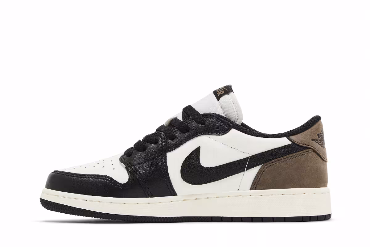 Air Jordan 1 Low OG GS Mocha, view 4