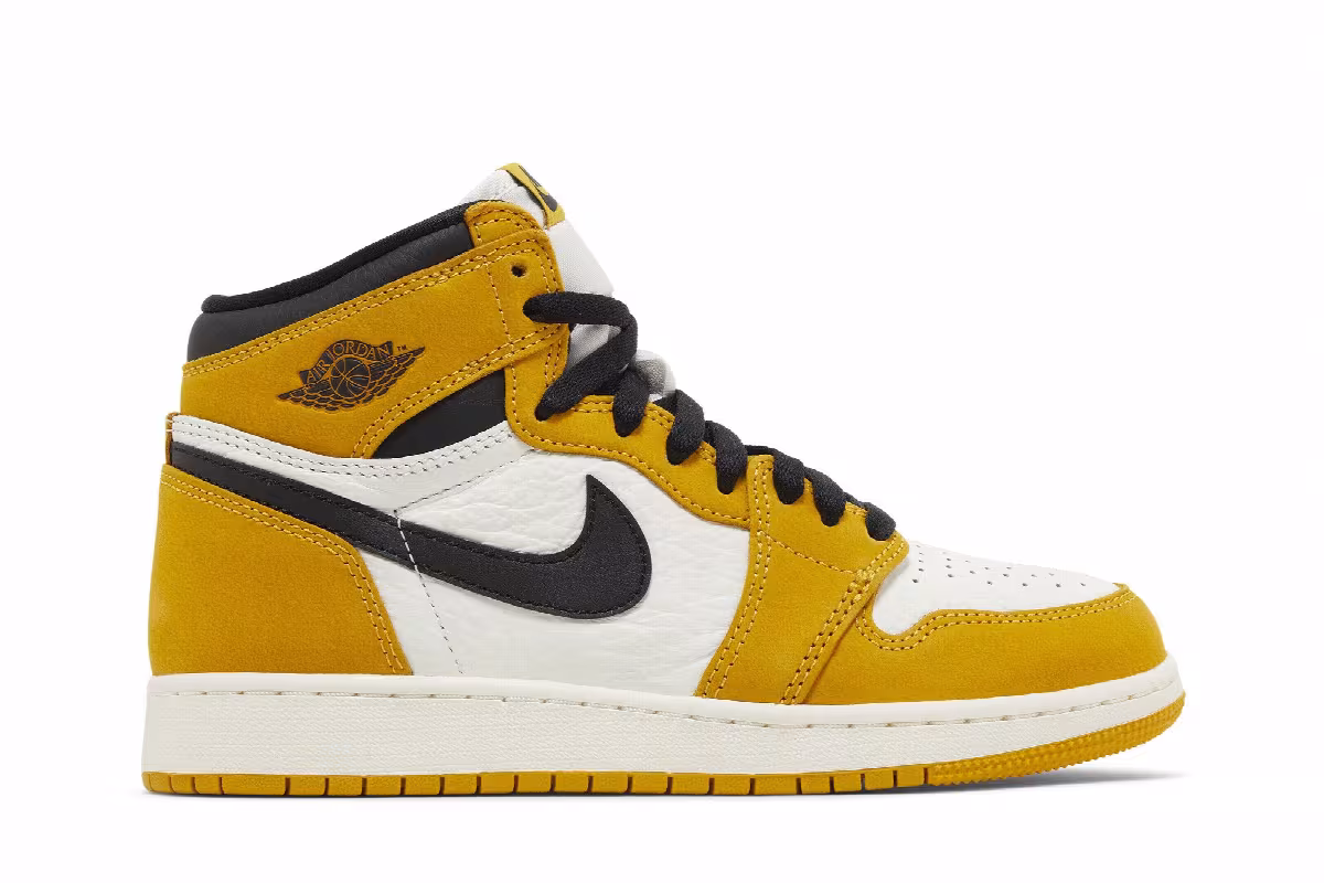 Air Jordan 1 High OG GS Yellow Ochre, view 2