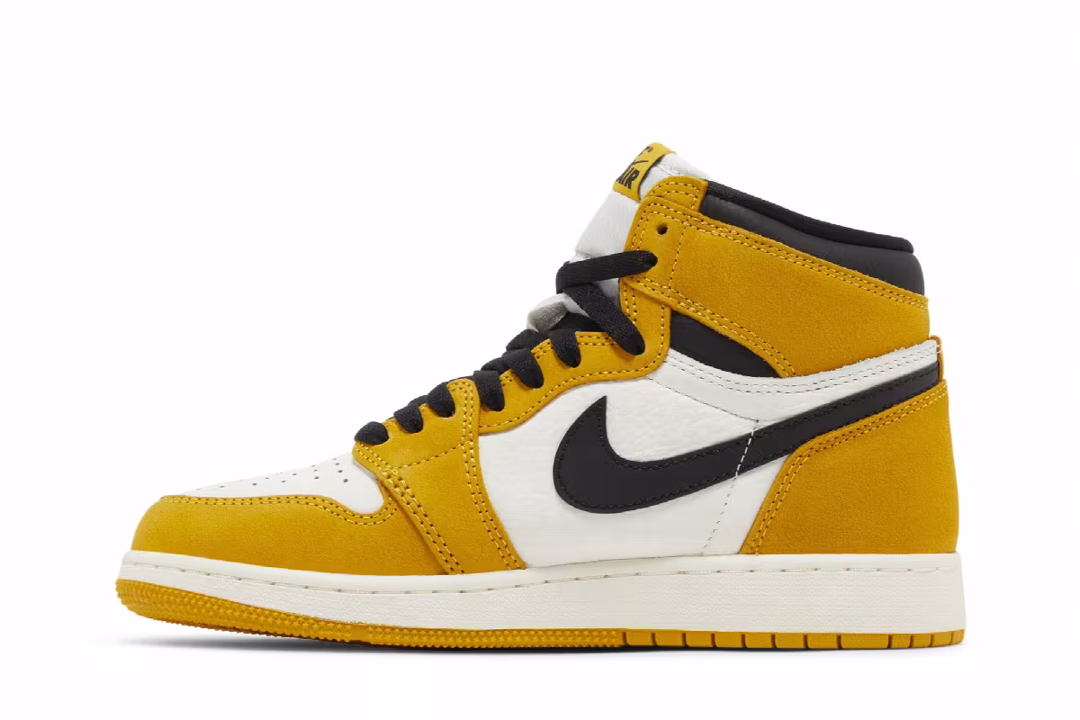 Air Jordan 1 High OG GS Yellow Ochre, view 4
