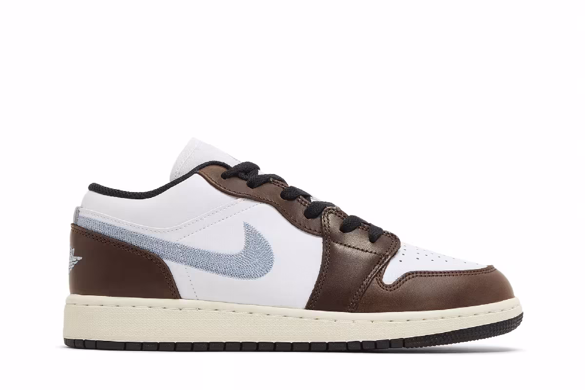 Air Jordan 1 Low SE GS Mocha Blue Grey, view 2