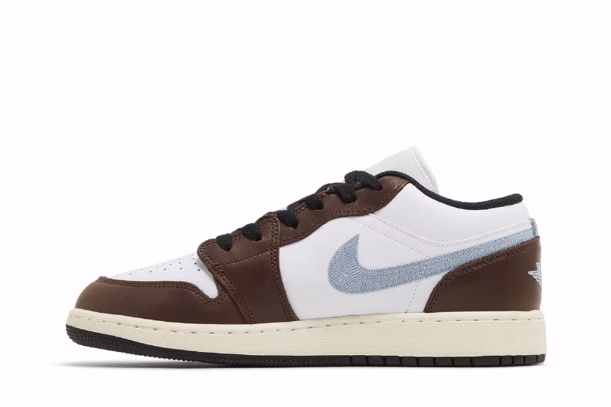 Air Jordan 1 Low SE GS Mocha Blue Grey, view 4