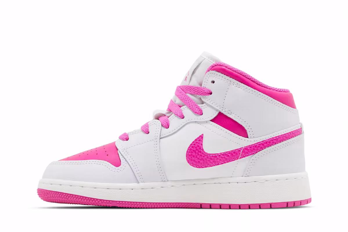 Air Jordan 1 Mid GS Fire Pink, view 4