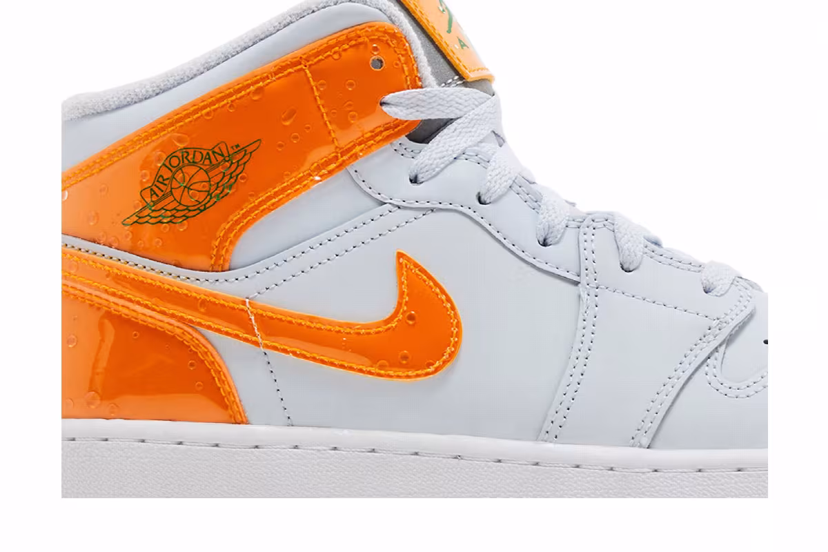 Air Jordan 1 Mid SE GS Gatorade Pack - Orange, view 3