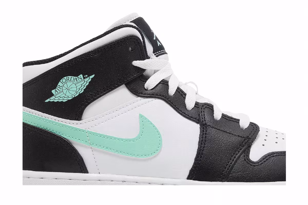 Air Jordan 1 Mid GS Green Glow, view 3