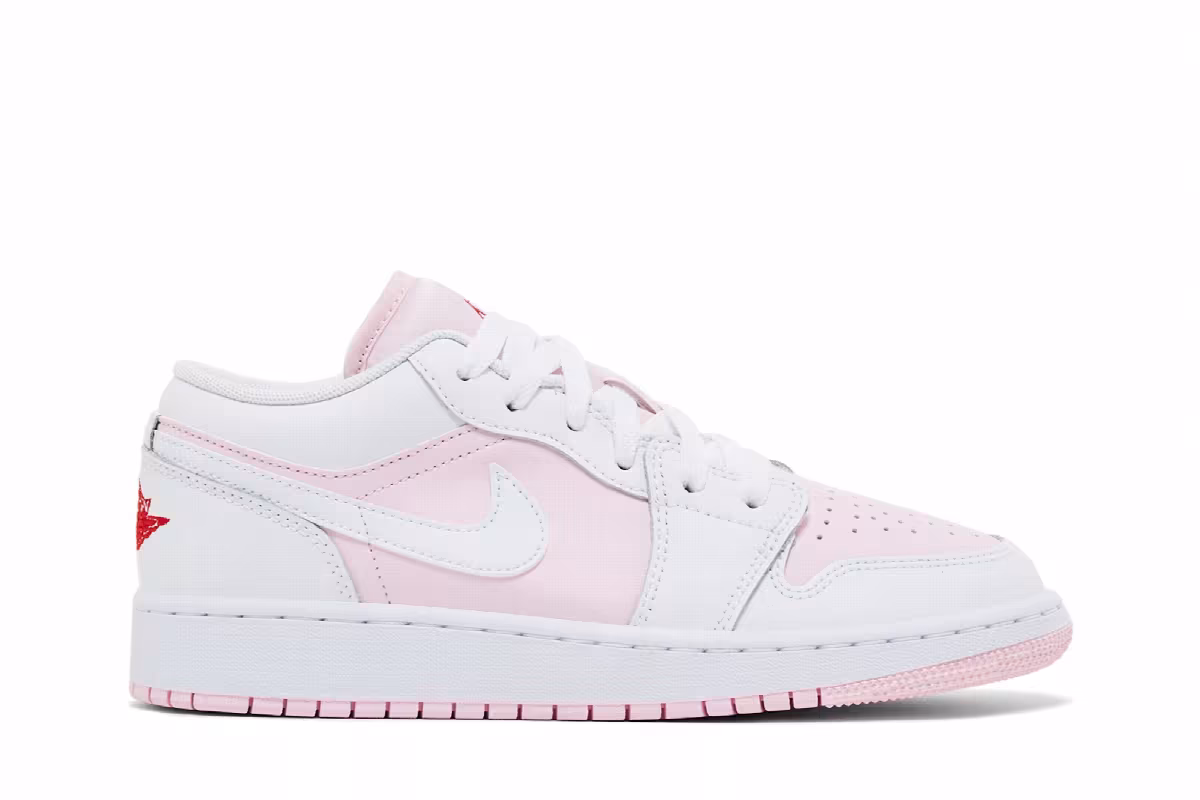 Air Jordan 1 Low GS Pink Foam, view 2
