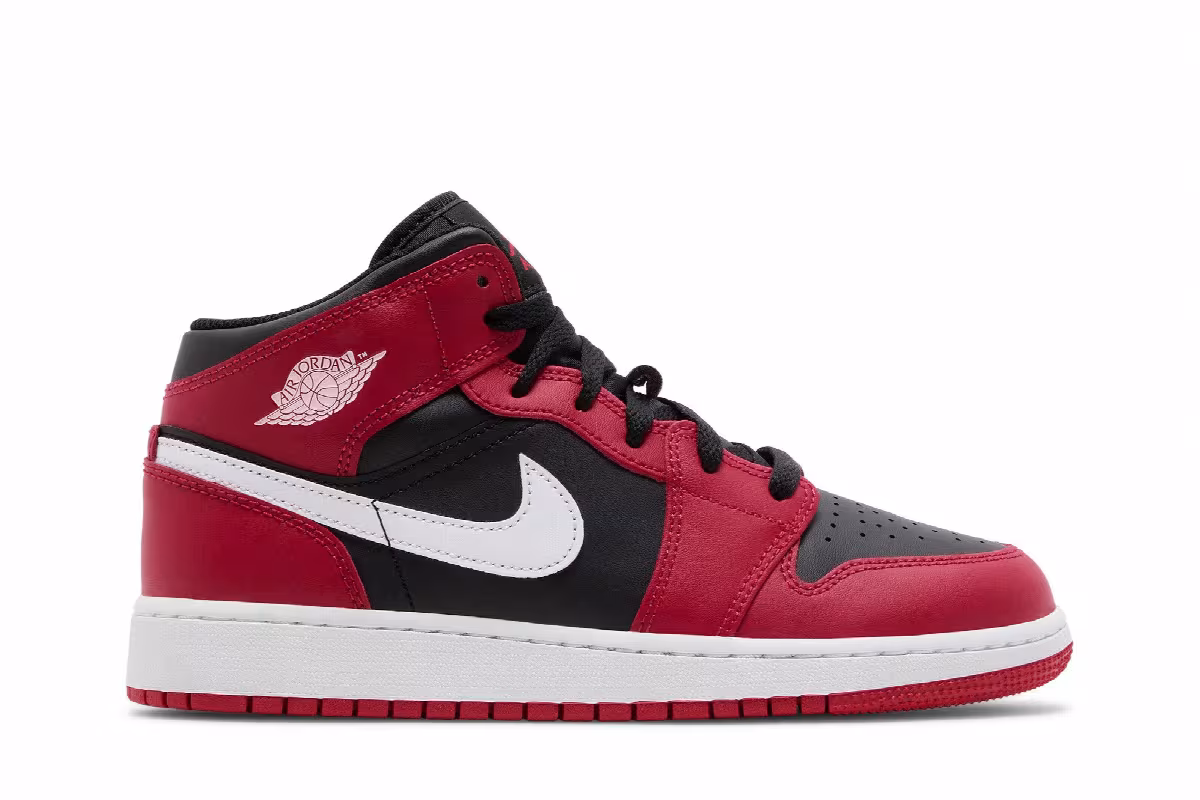 Air Jordan 1 Mid GS Gym Red Black White, view 2