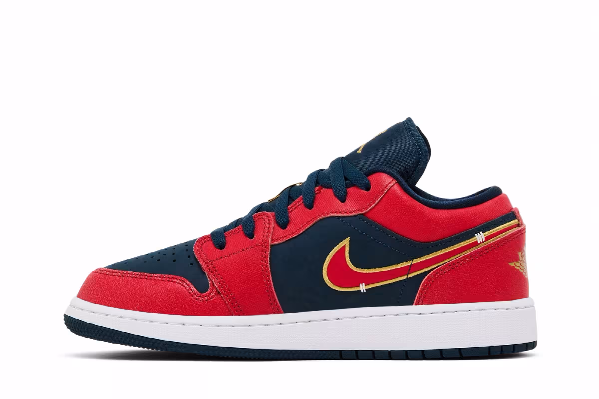 Air Jordan 1 Low GS Olympic, view 4