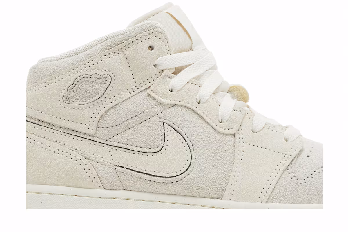 Air Jordan 1 Mid SE Craft GS Pale Ivory, view 3