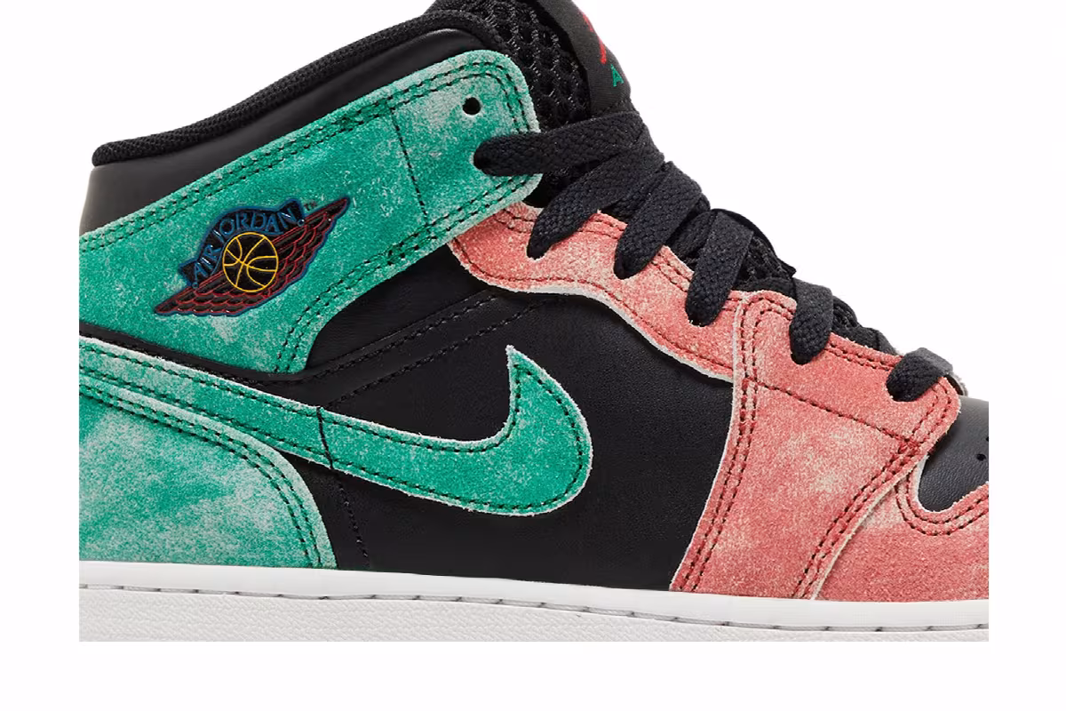 Air Jordan 1 Mid SE GS MJ's Playground, view 3