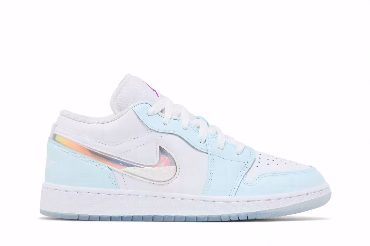 Air Jordan 1 Low SE GS Glacier Blue, view 2