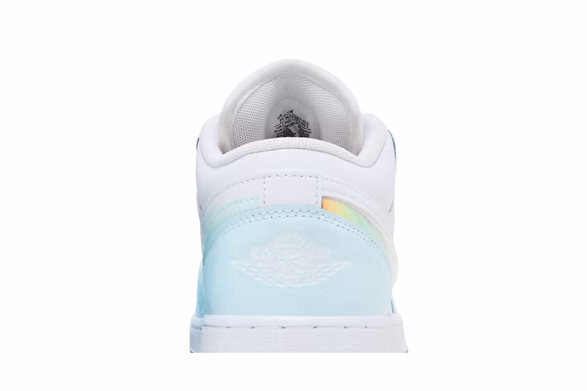 Air Jordan 1 Low SE GS Glacier Blue, view 8