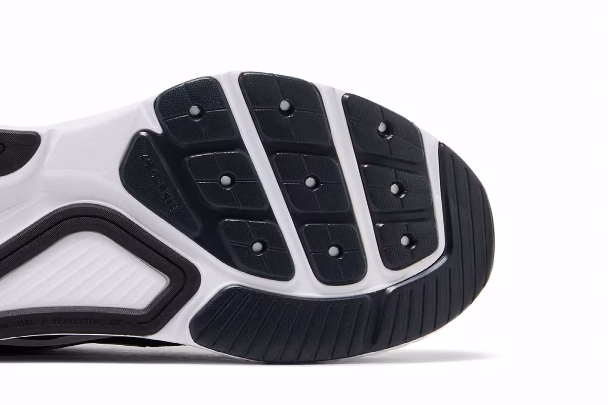 Nike Women's Structure 26 Black White, view 6