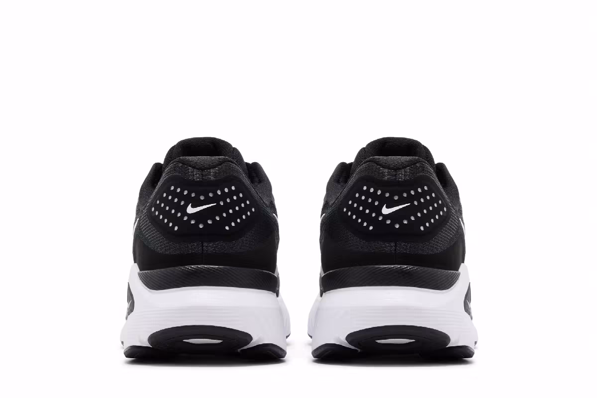 Nike Women's Structure 26 Black White, view 7