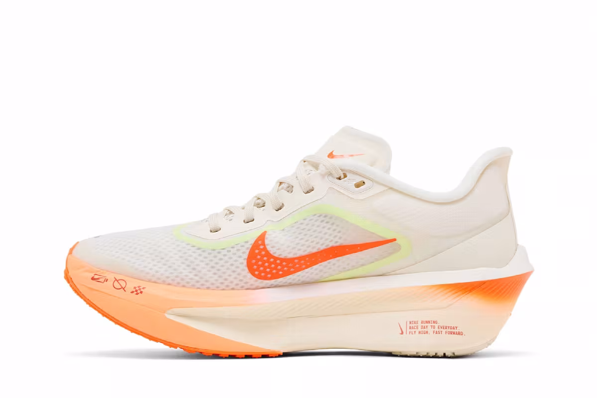 Nike Women's Zoom Fly 6 Pale Ivory Hyper Crimson, view 4