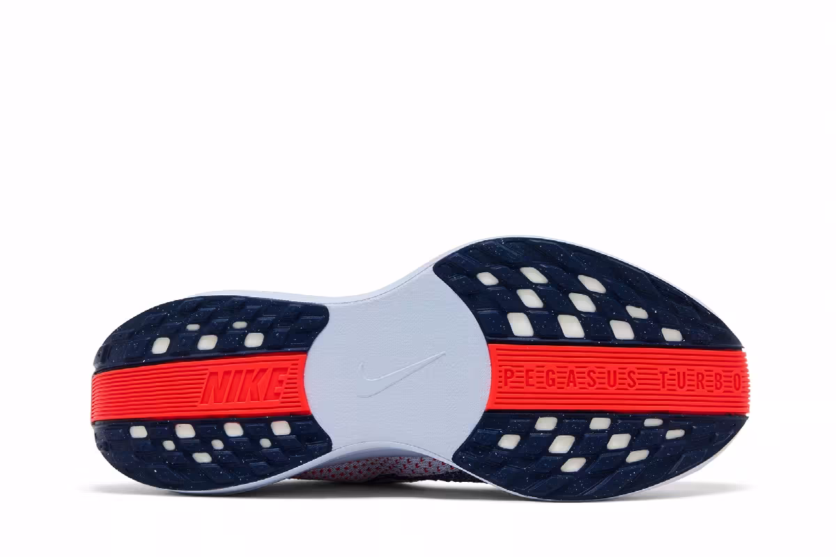 Nike Pegasus Plus Ghost, view 5