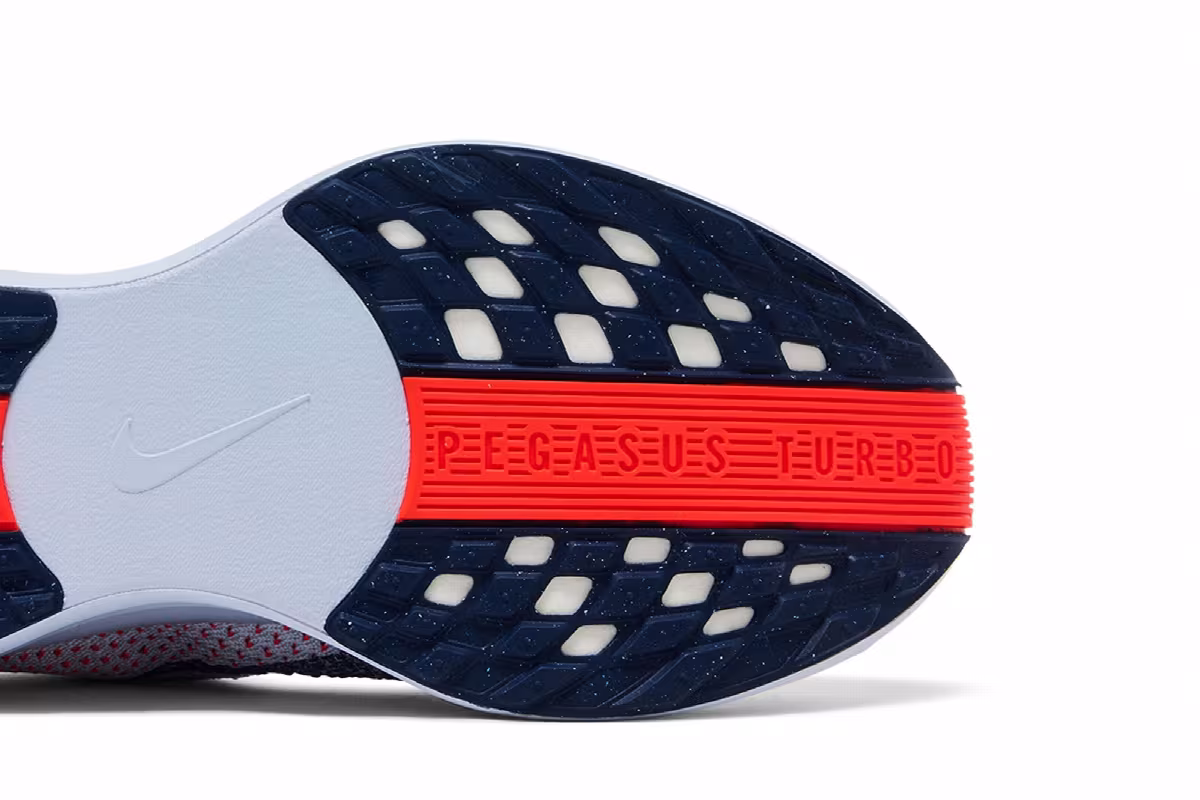 Nike Pegasus Plus Ghost, view 6
