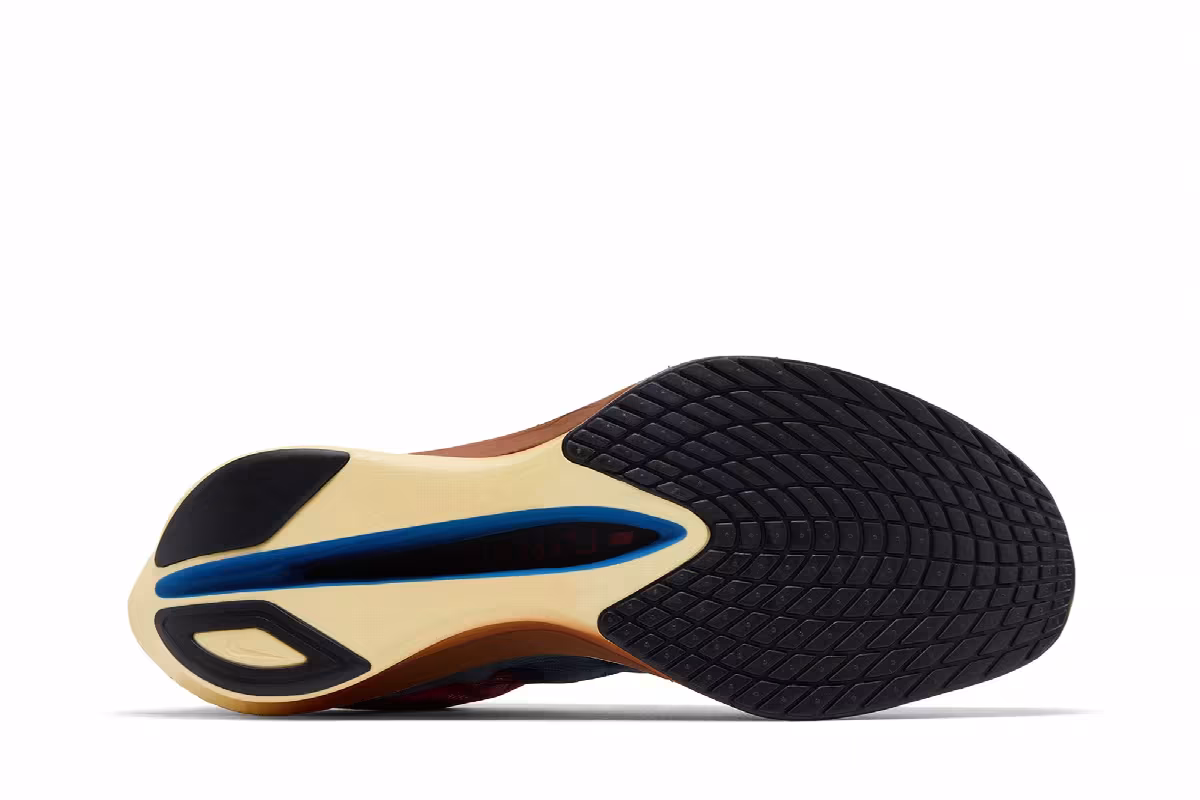 Nike ZoomX VaporFly Next% 4 International Running Pack, view 5