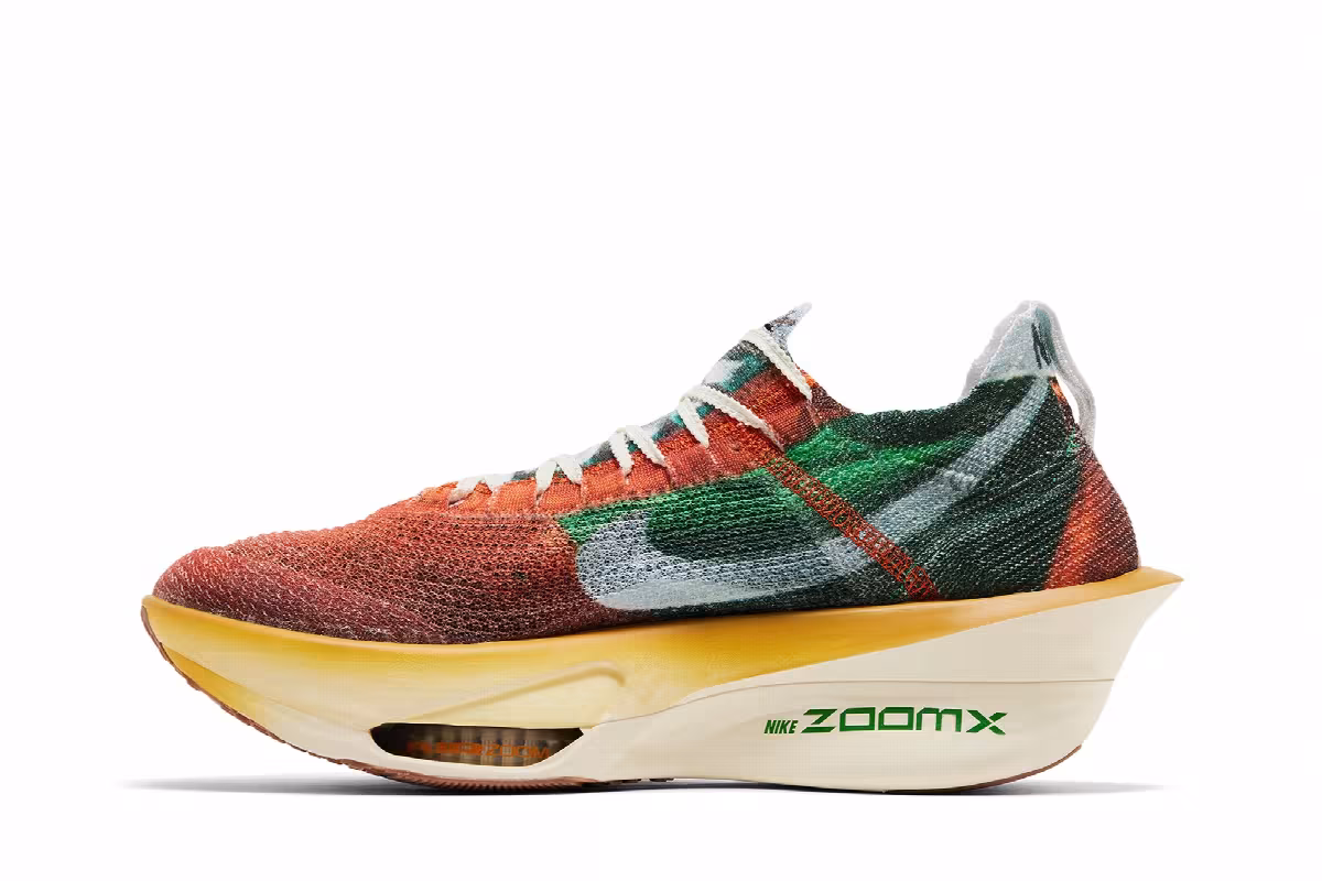 Nike Air Zoom Alphafly NEXT% 3 International Running Pack, view 4