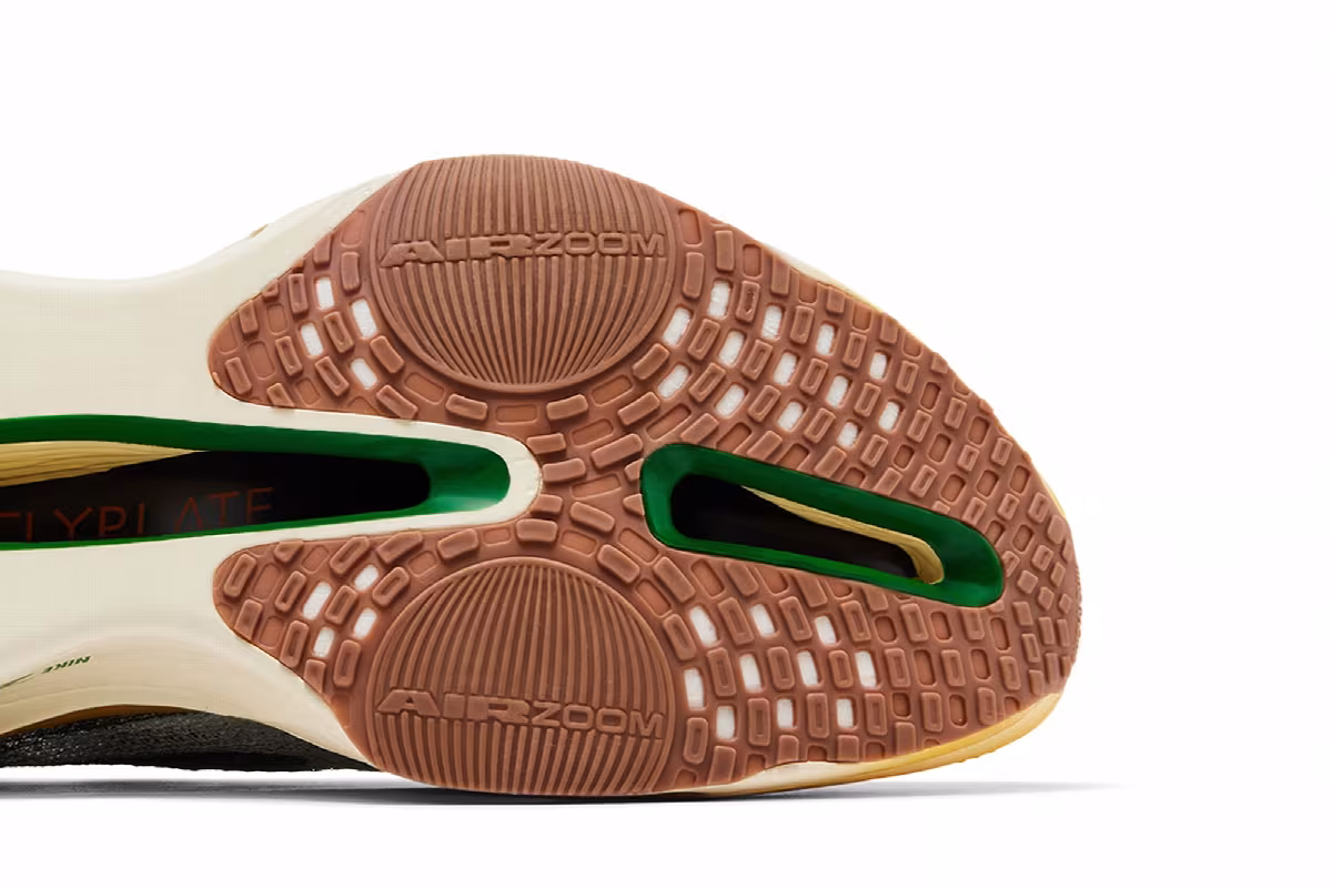 Nike Air Zoom Alphafly NEXT% 3 International Running Pack, view 6