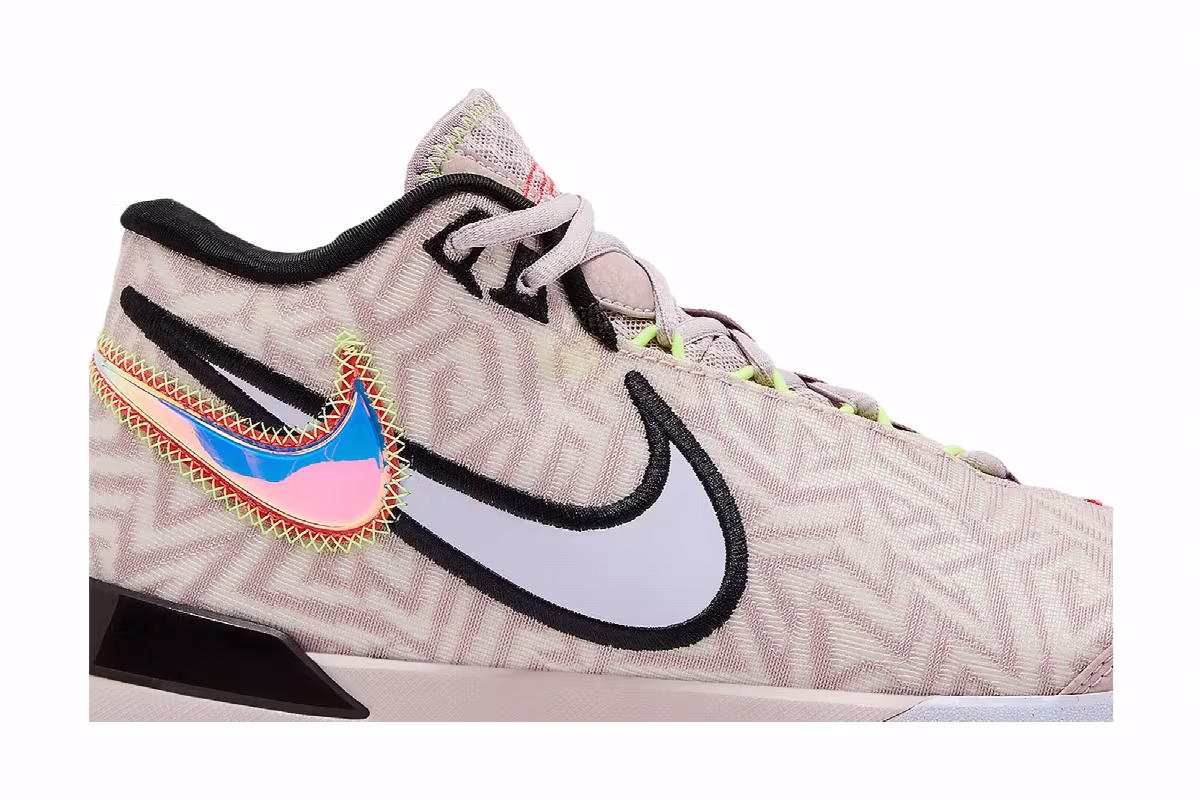 Nike Zoom LeBron NXXT Genisus Platinum Violet, view 3