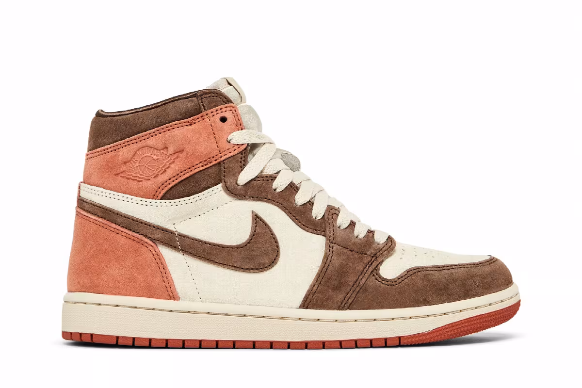 Women's Air Jordan 1 High OG Dusted Clay, view 2