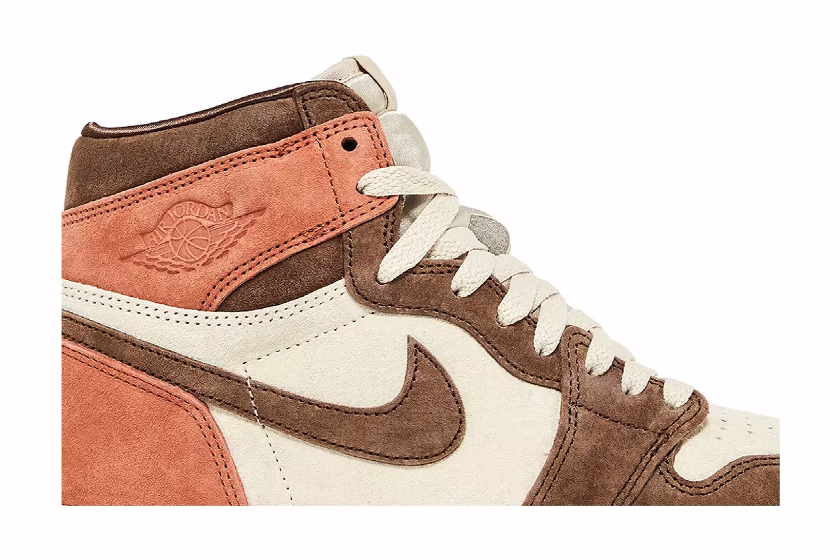Women's Air Jordan 1 High OG Dusted Clay, view 3