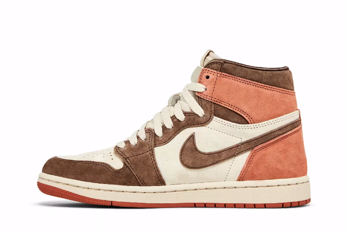 Women's Air Jordan 1 High OG Dusted Clay, view 4